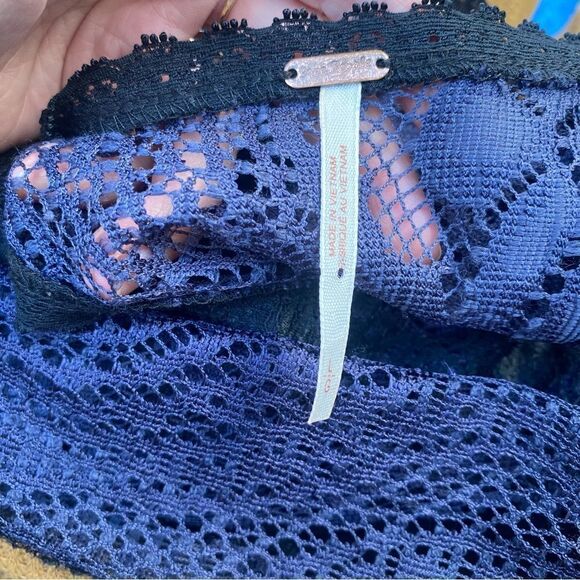 Free People Miracle Lace Midi dress size large - Picture 9 of 10